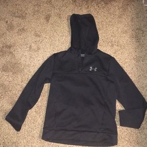 Boys under armor pullover